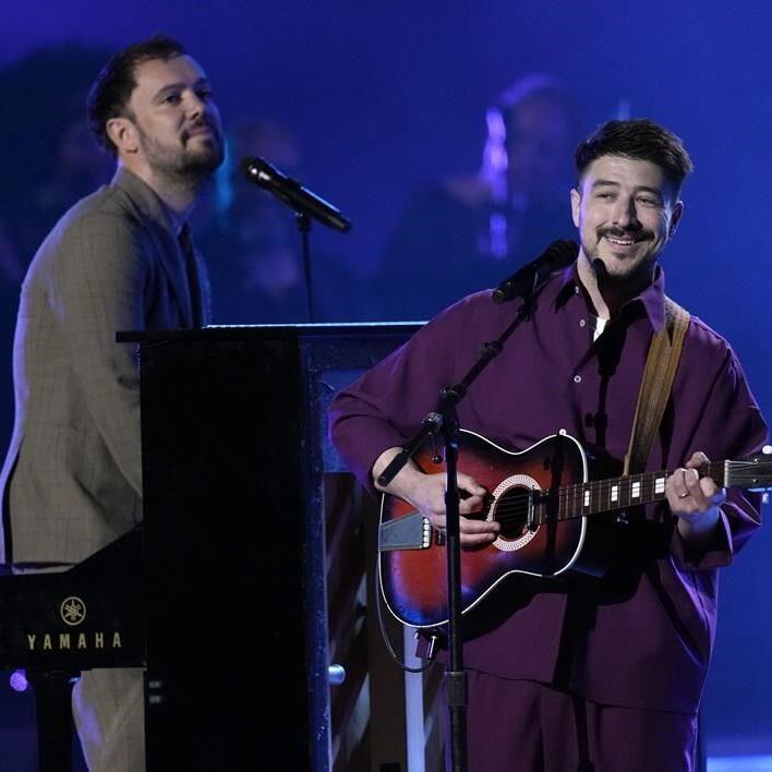 Gordy, Robinson honored at reunion of Motown stars